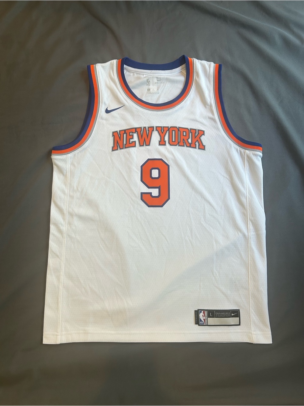 Authentic Nike / NBA / New York Knicks Swingman Jersey (GREAT CONDITION)